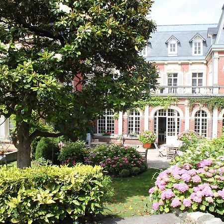 La Maison De Paul B Otel Eu (Seine-Maritime) Dış mekan fotoğraf